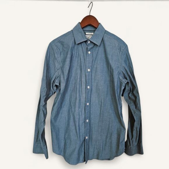 Old Navy Slim Fit Signature Performance Long Sleeve Button Down Dress Shirt M - Picture 1 of 7